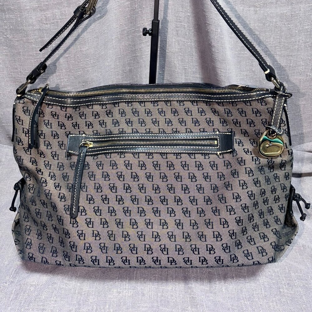 Dooney & Bourke Shoulder Bag